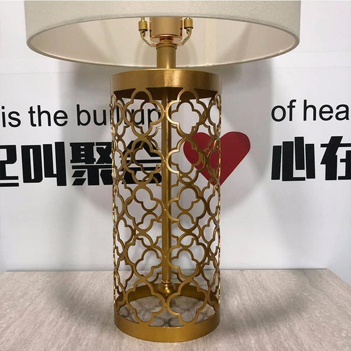 Openwork Metal Table Lamp - DWHOME