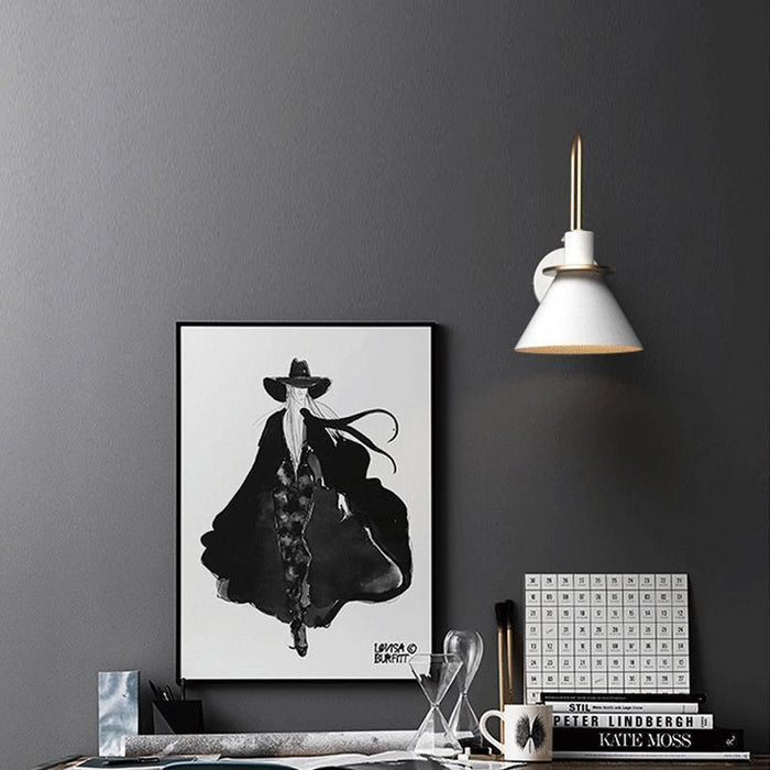 Nordic Metal Wall Sconce - DWHOME