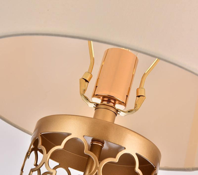 Openwork Metal Table Lamp - DWHOME