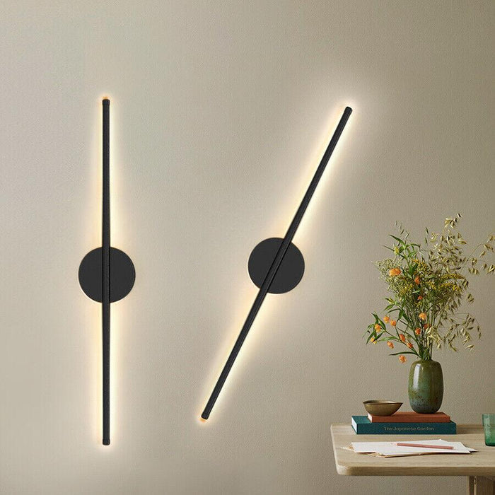 MARIUSKAR Sleek Balanced Wall Lamp - DWHOME