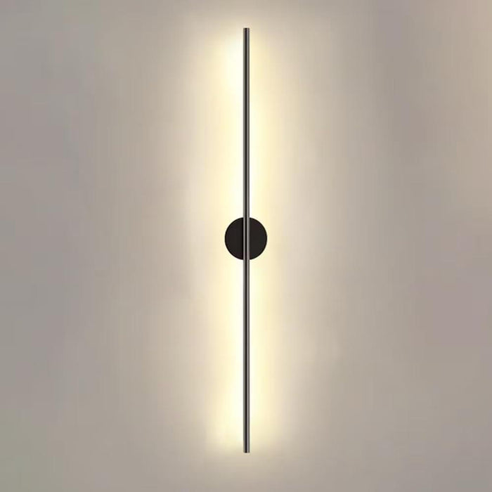 MARIUSKAR Sleek Balanced Wall Lamp - DWHOME