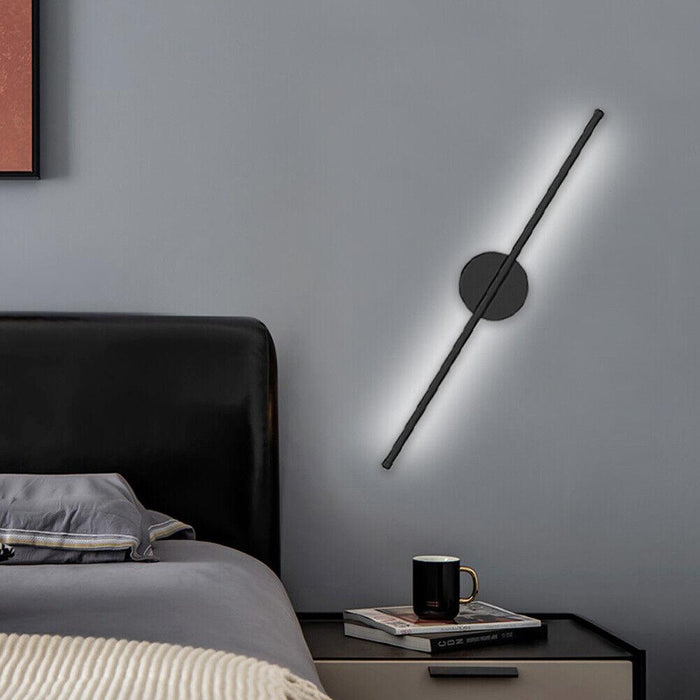 MARIUSKAR Sleek Balanced Wall Lamp - DWHOME