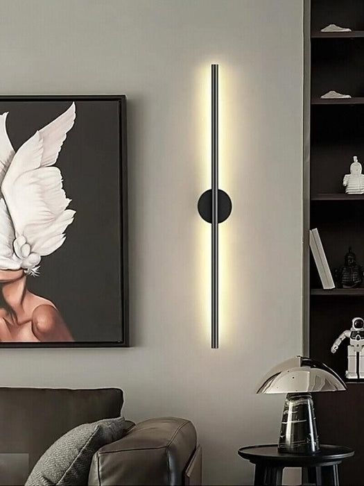 MARIUSKAR Sleek Balanced Wall Lamp - DWHOME