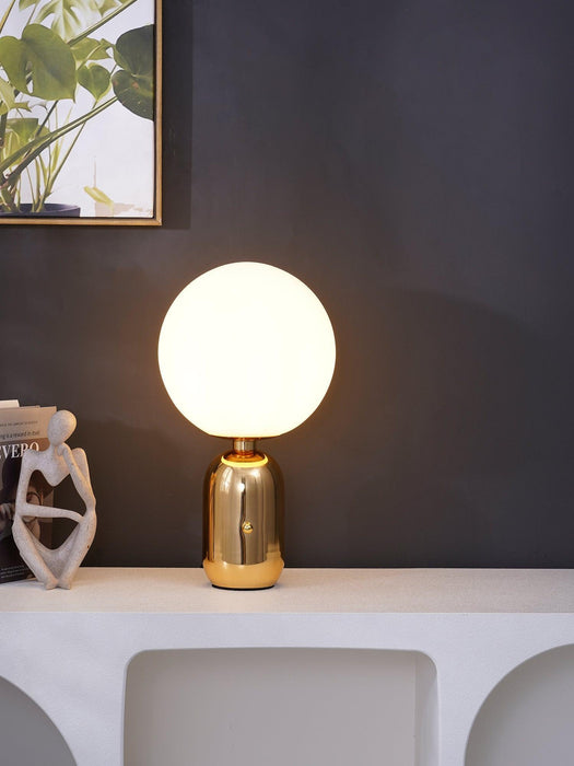 Kade Table Lamp-DWHOME