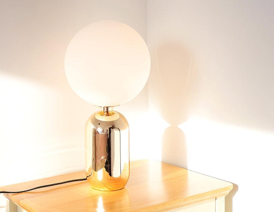 Kade Table Lamp-DWHOME
