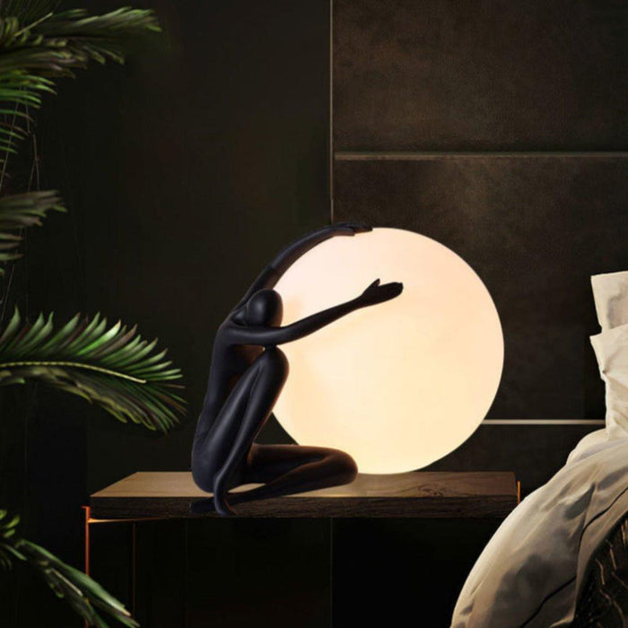 Humanoid Ball Holding Table Lamp - DWHOME