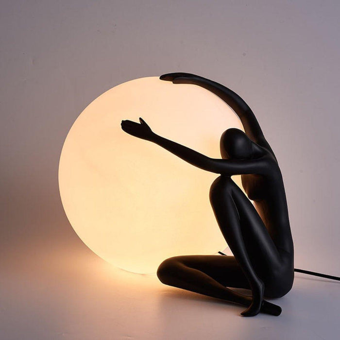 Humanoid Ball Holding Table Lamp - DWHOME