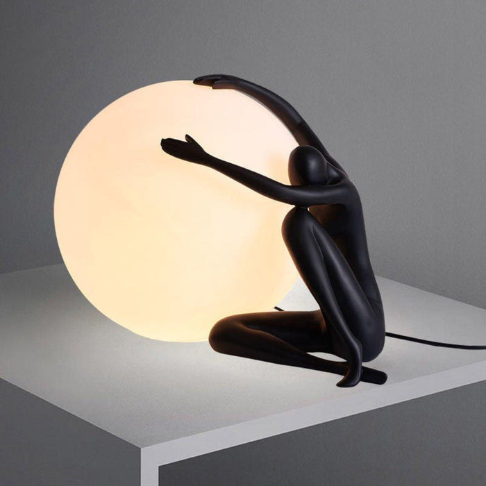Humanoid Ball Holding Table Lamp - DWHOME