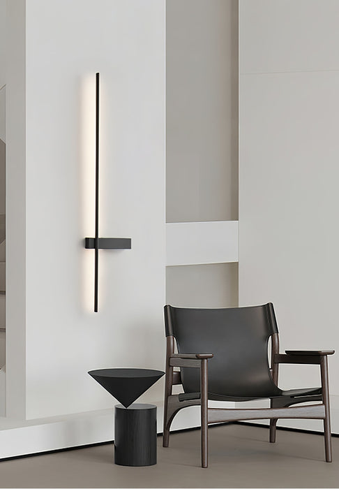 Adeline Linear Sconce - Vakkerlight