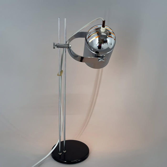 Adjusta Liftable Desk Lamp - DWHOME