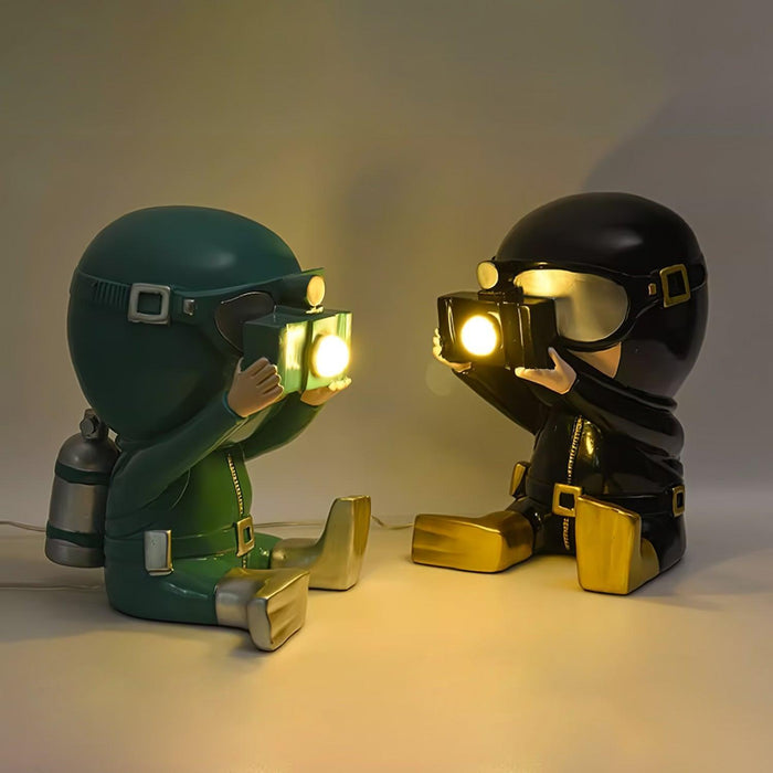 Adventurer Resin Table Lamp - DWHOME