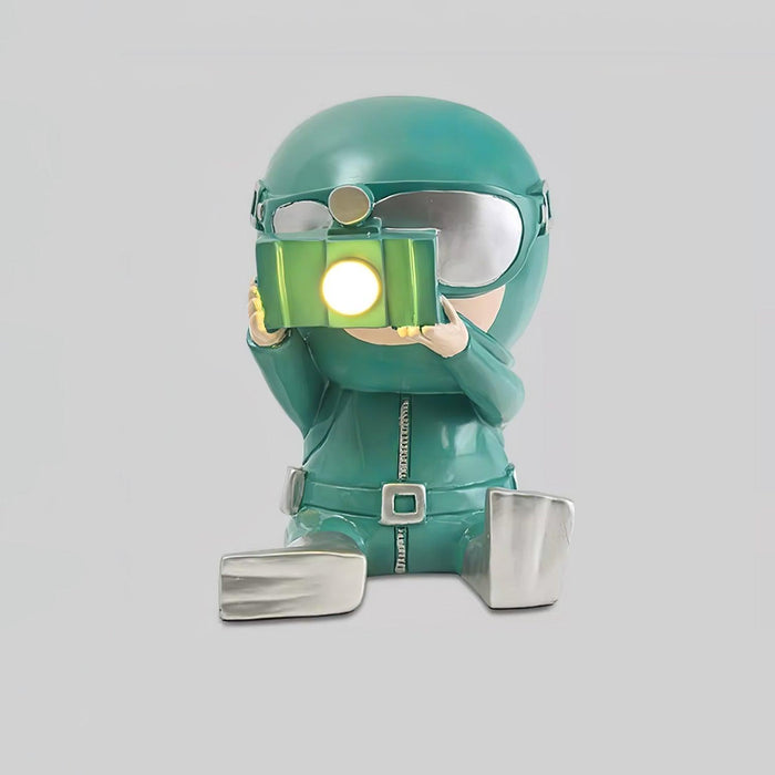 Adventurer Resin Table Lamp - DWHOME