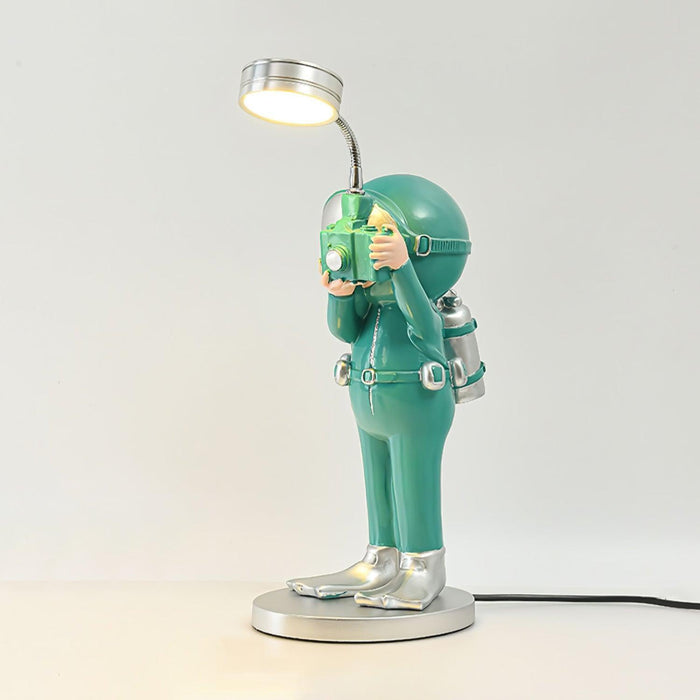 Adventurer Resin Table Lamp - DWHOME