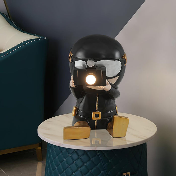 Adventurer Resin Table Lamp - DWHOME