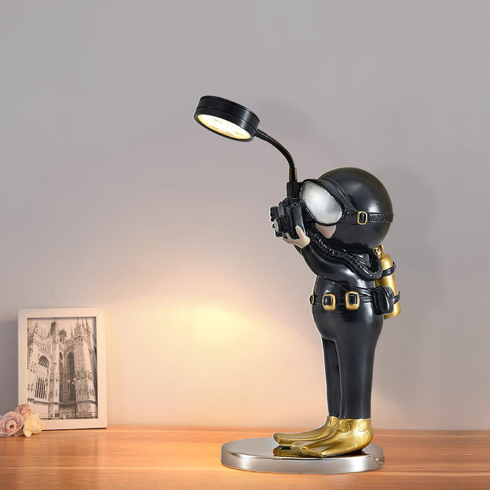 Adventurer Resin Table Lamp - DWHOME