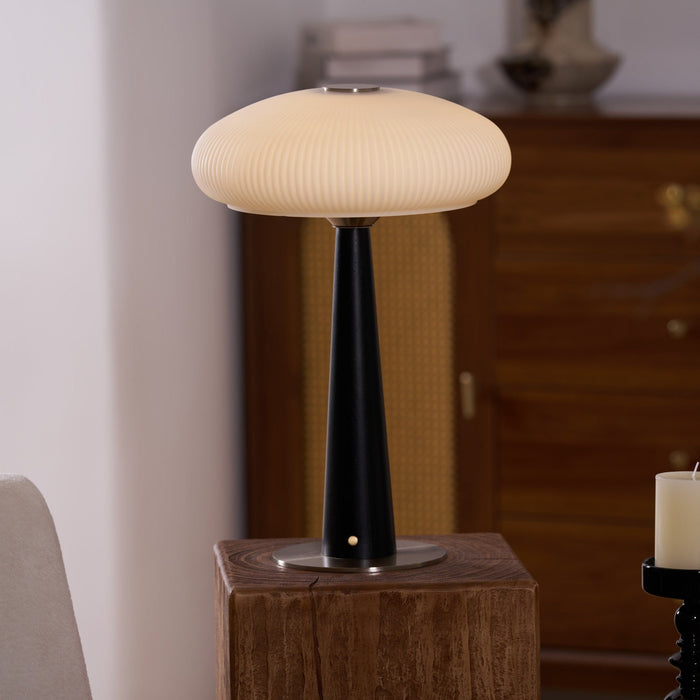 Aeruno Table Lamp - Vakkerlight