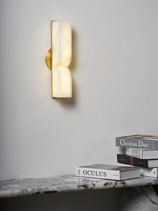 Alabaster Essence Plug-in Wall Sconce-DWHOME