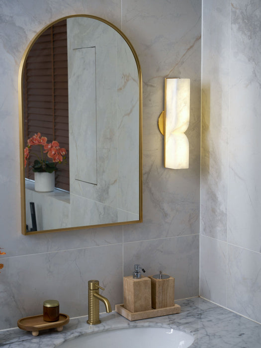 Alabaster Essence Plug-in Wall Sconce-DWHOME