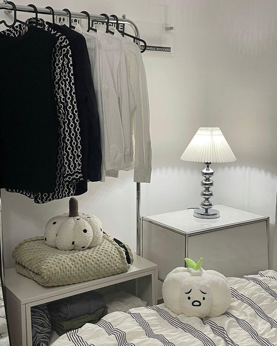 Aleisha Pleated Table Lamp-DWHOME