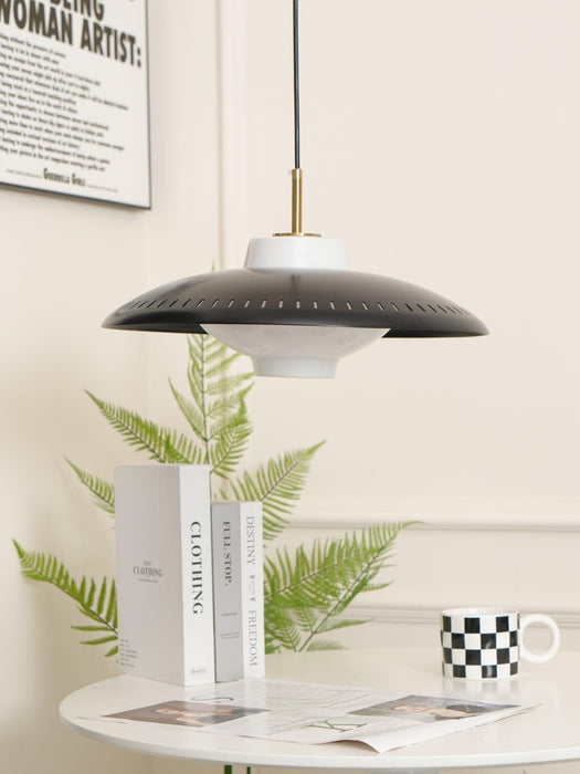 Alien Frisbee Pendant Lamp-DWHOME