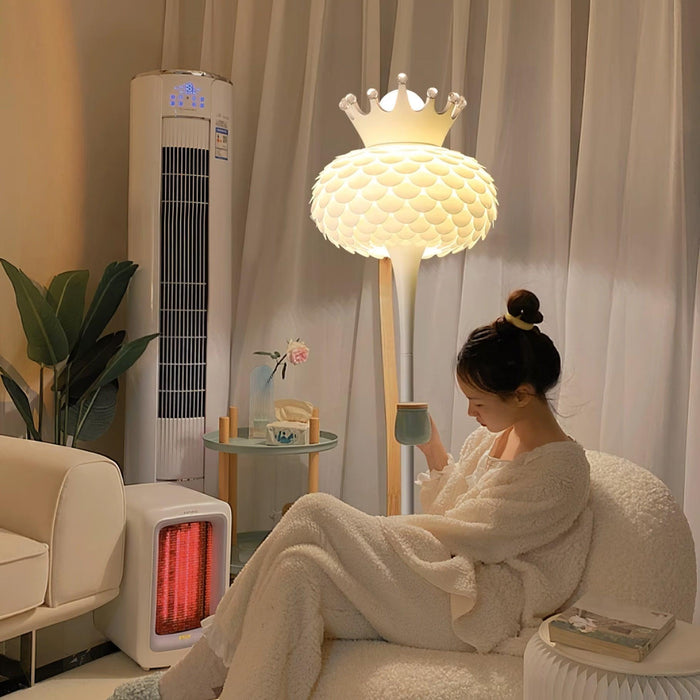 Aluvia Crown Floor Lamp-DWHOME