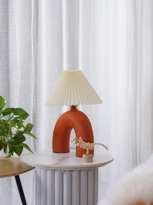 Arched Pleated Table Lamp - DWHOME