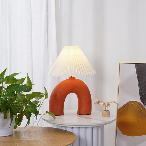 Arched Pleated Table Lamp - DWHOME