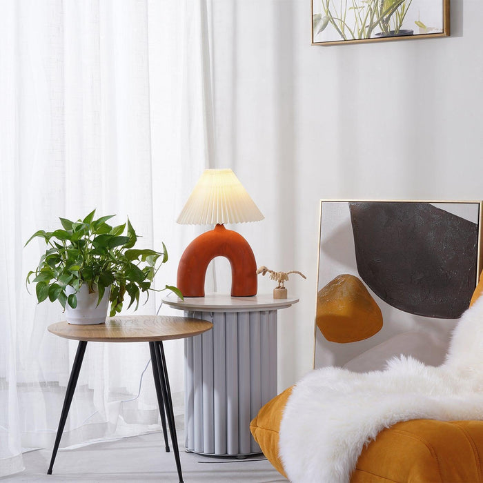 Arched Pleated Table Lamp - DWHOME