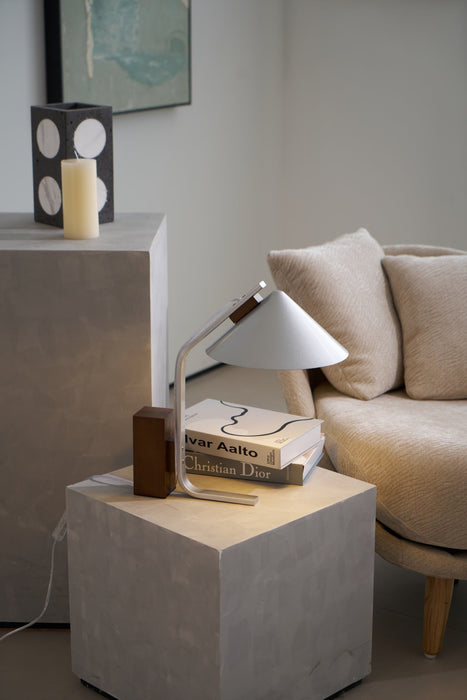 Arclune Desk Lamp-DWHOME