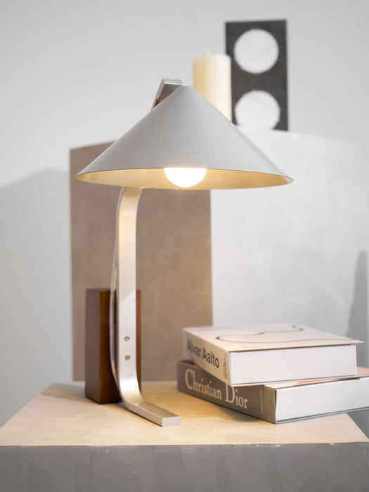 Arclune Desk Lamp-DWHOME