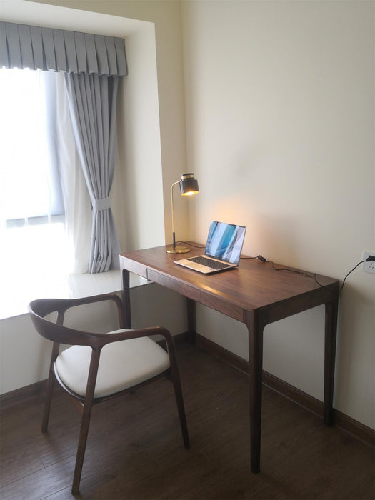 Ari Scandustrial Table Lamp - DWHOME