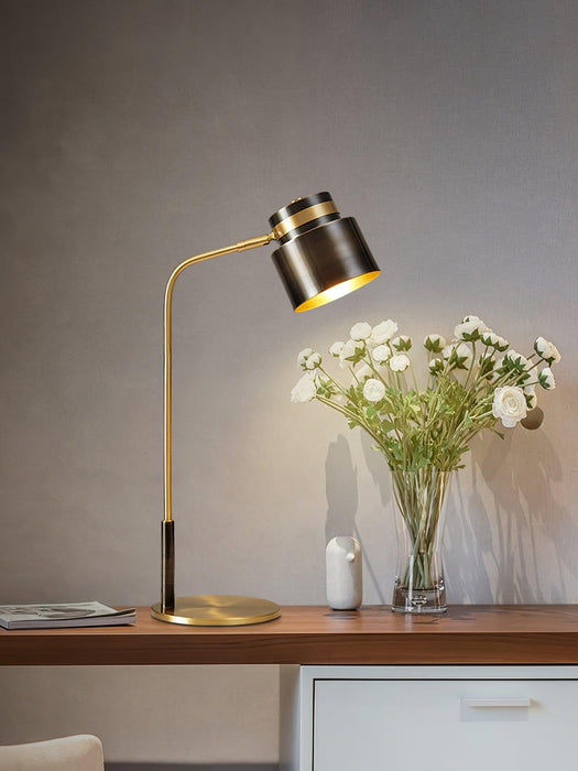 Ari Scandustrial Table Lamp - DWHOME