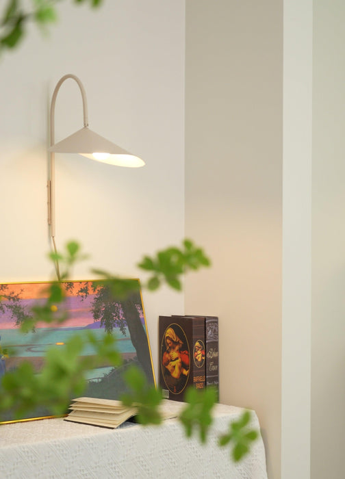 Arum Swivel Wall Lamp-DWHOME