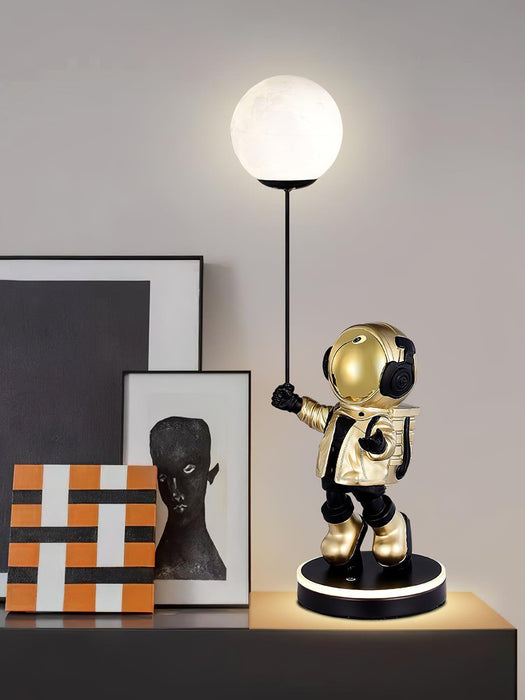 Astronaut and Planet Lamp-DWHOME