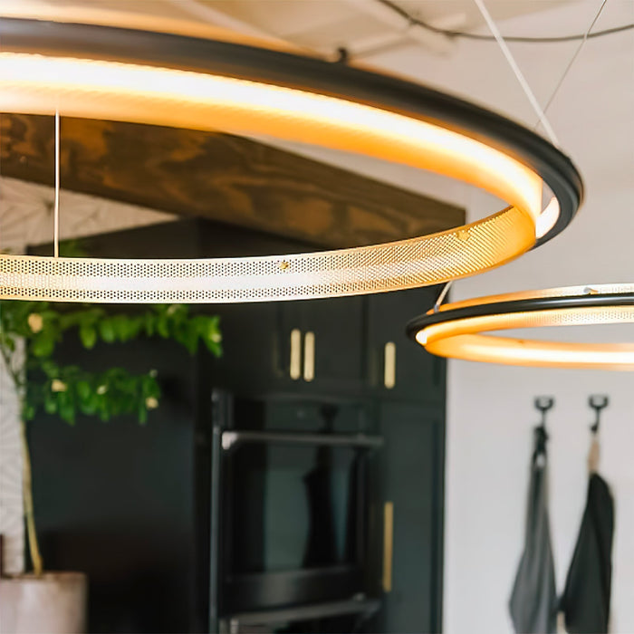 Aura Acrylic LED Chandelier-DWHOME