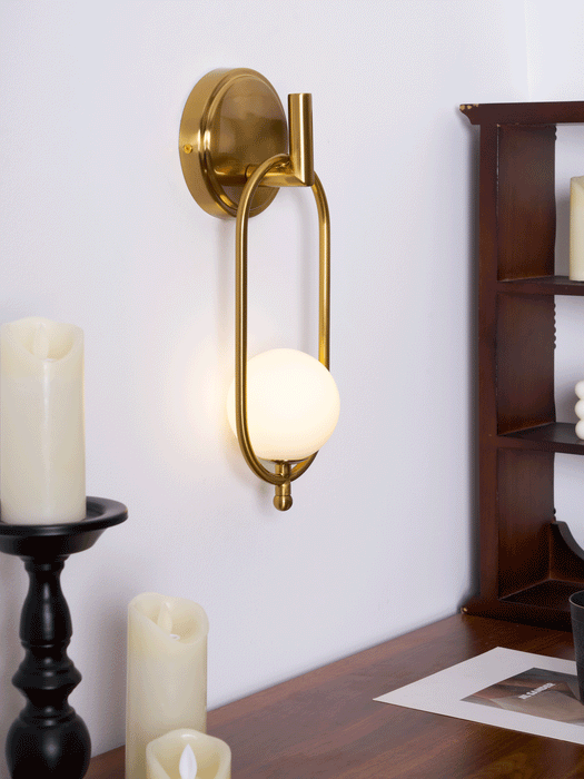 Aurea Brass Wall Light