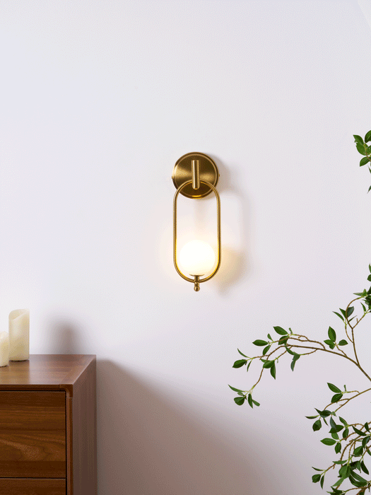Aurea Brass Wall Light