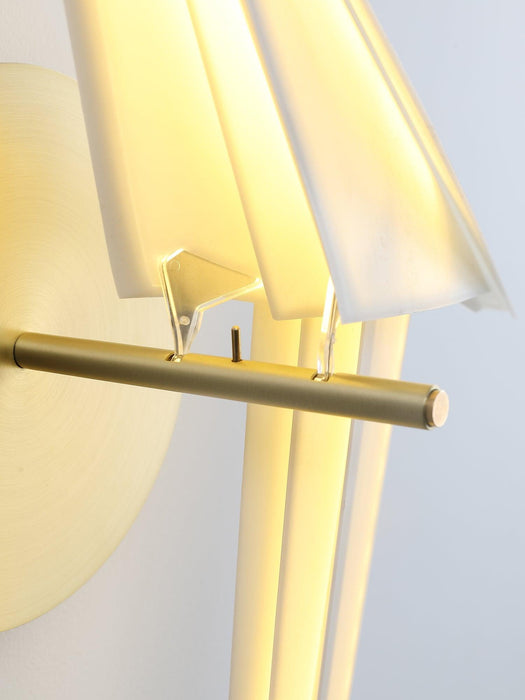 Avian Serenity Wall Lamp-DWHOME