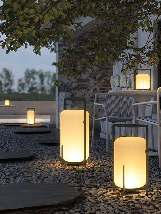 Black Twilight Lantern Table Lamp-DWHOME