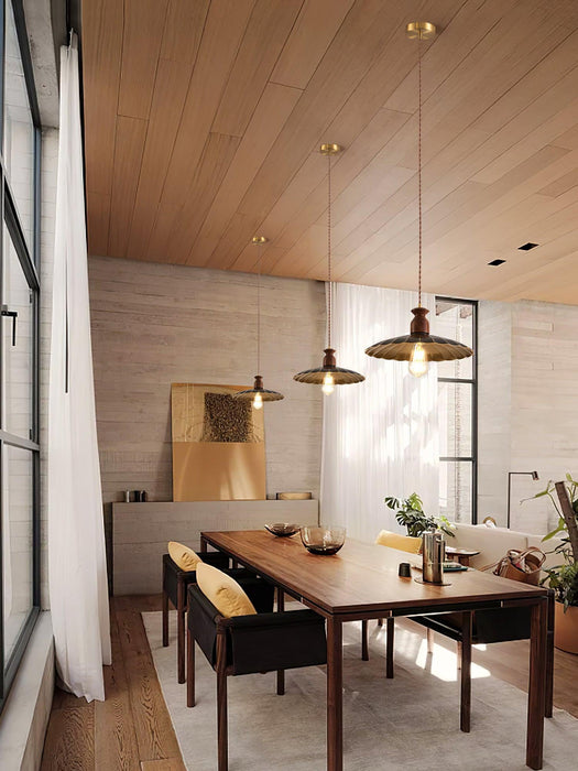 Brass Crest Pendant Light-DWHOME