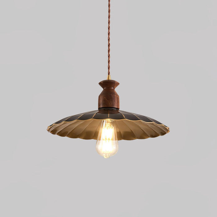 Brass Crest Pendant Light-DWHOME