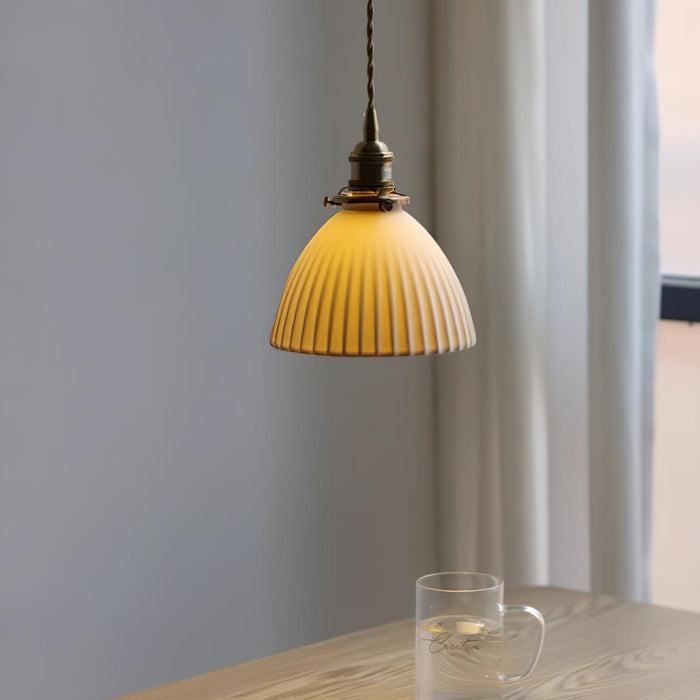 Brass Pleated Ceramic Pendant Lamp-DWHOME