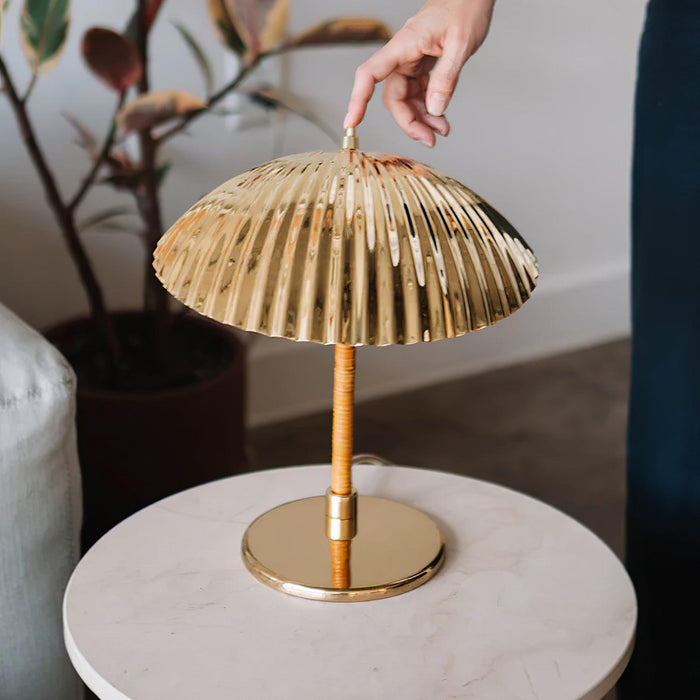 Brass Shell Table Lamp - DWHOME