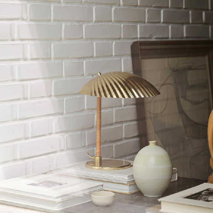 Brass Shell Table Lamp - DWHOME