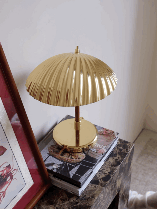 Brass Shell Table Lamp - DWHOME