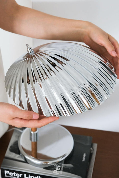 Brass Shell Table Lamp - DWHOME