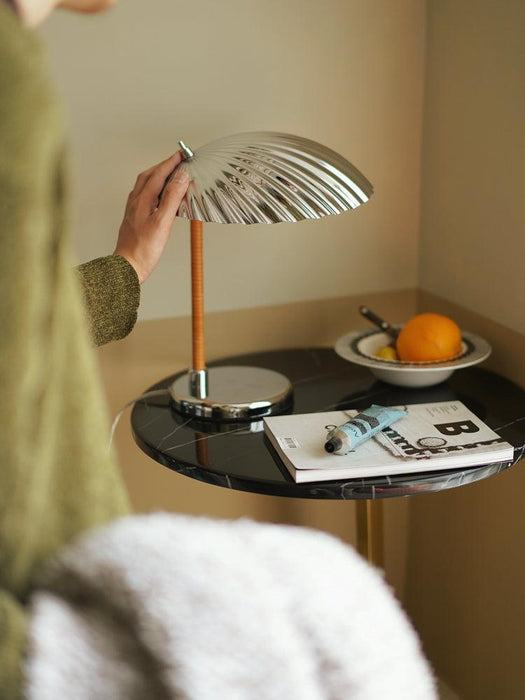 Brass Shell Table Lamp - DWHOME