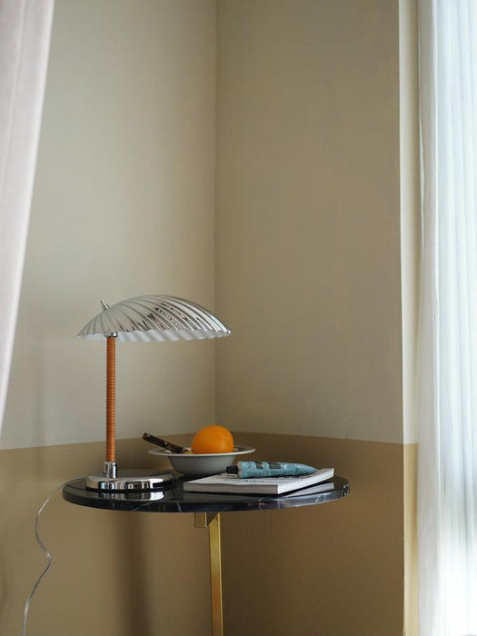 Brass Shell Table Lamp - DWHOME