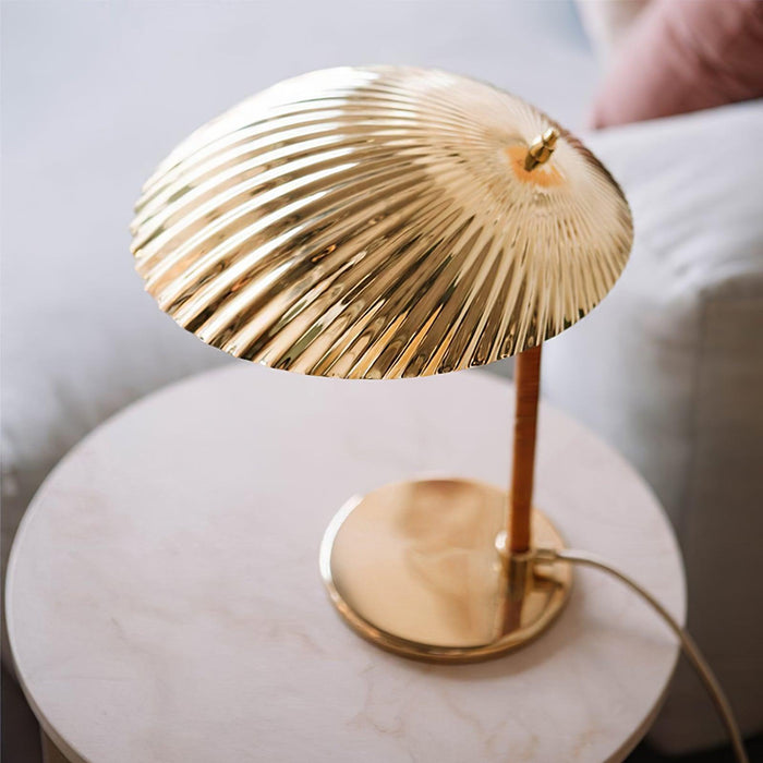 Brass Shell Table Lamp - DWHOME