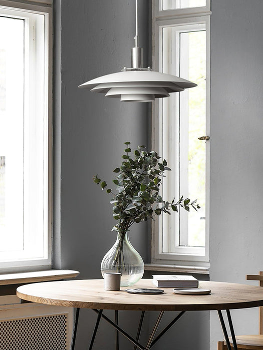 Bretagne Pendant Light-DWHOME